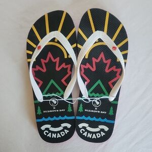 Hudson's Bay HBC Canada Summer Flip-Flops NWOT ☀️